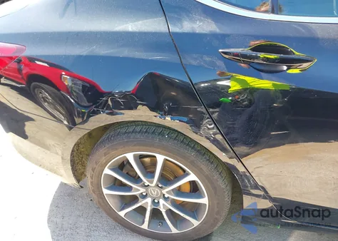 2015 Acura Tlx V6 Tech z USA, uszkodzony, nr VIN 19UUB2F53FA011654